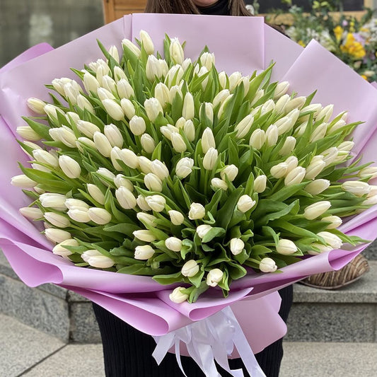 Alabaster Zen Bahçesi Beyaz Lale Buketi - Premium Çiçek